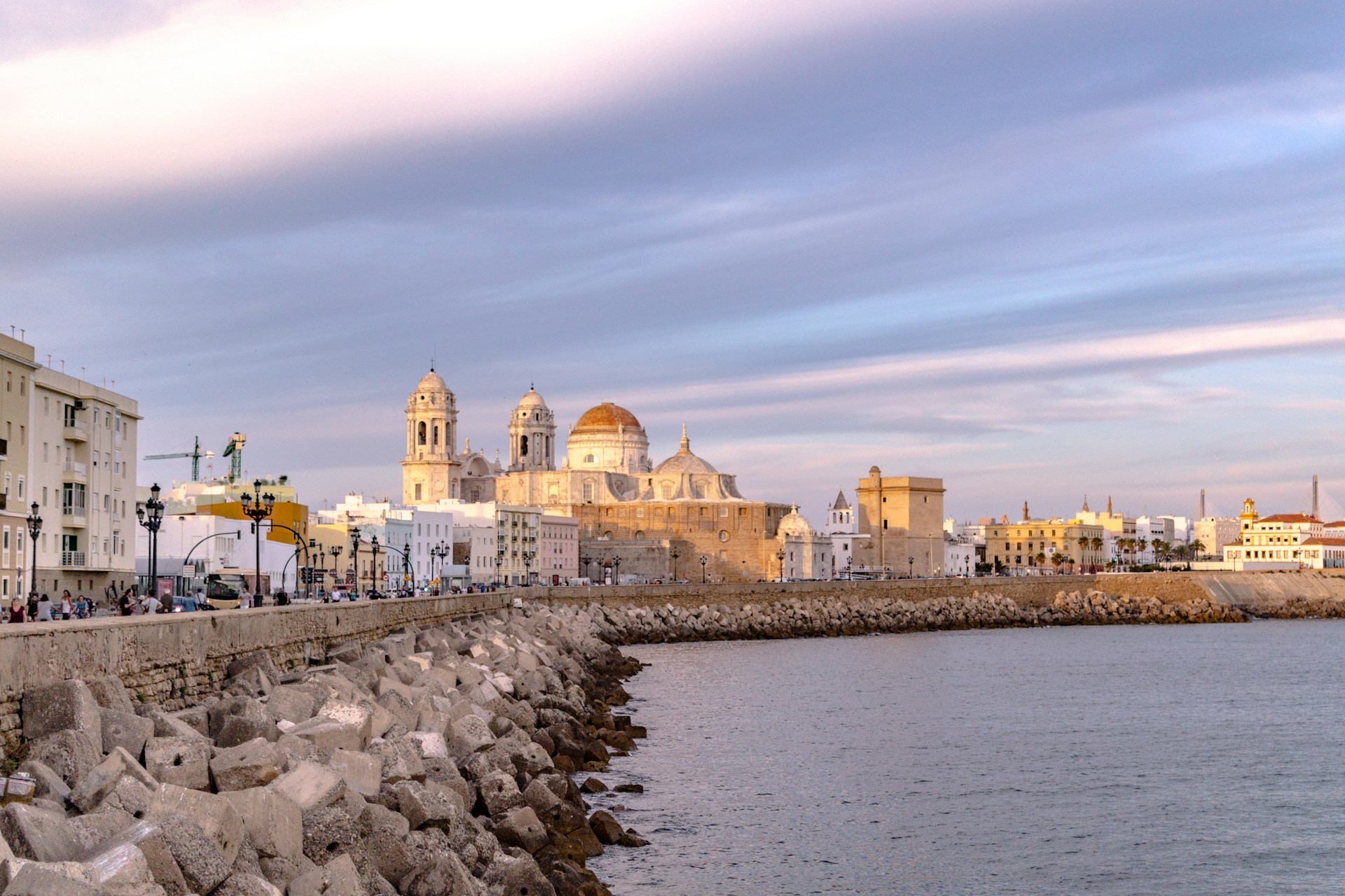 ¿Cuál es la mejor zona para vivir en Cádiz? Urbanizaciones de lujo recomendadas